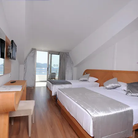 Hotel Marbella 3*